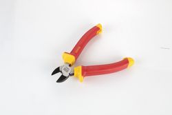 Alicate de Corte Diagonal Aislado ALYCO ORANGE VDE 1000V. De 160 mm y 180 mm. Referencia 171375 y 171380