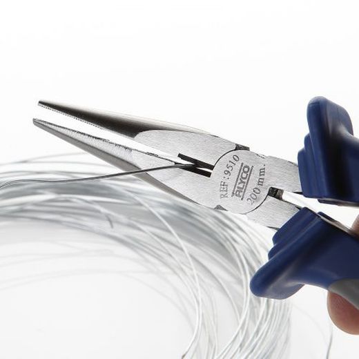 Alicate De Bocas Semiredondas Con Corte De Alta Potencia ALYCO, Referencias 101303 de 160 y 101304 de 200