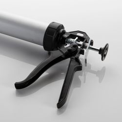 Aplicador Para Mortero de tubo cerrado de 300cc. Alyco. Referencia 198810.