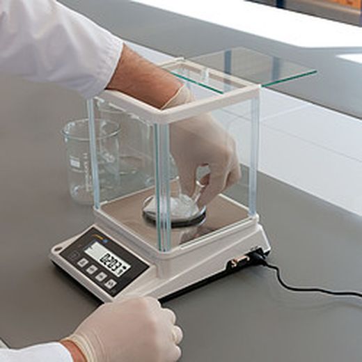Balanza Compacta Pce-Bsk 310 La Balanza Compacta Es Una Balanza Apta Para El Trabajo Diario En Un Laboratorio. Además De La Función Básica De Pesaje, La Balanza Compacta Está Equipada Con La Función De Cómputo De Piezas.