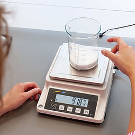 Balanza Compacta Pce-Bsk 5100 La Balanza Compacta Es Una Balanza Apta Para El Trabajo Diario En Un Laboratorio. Además De La Función Básica De Pesaje, La Balanza Compacta Está Equipada Con La Función De Cómputo De Piezas