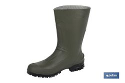 Bota de Agua | Media Caña | Fabricada PVC | Color Verde | Suela Antideslizante. Modelo Covadonga