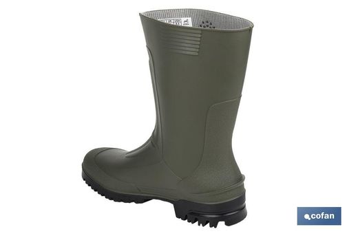 Bota de Agua | Media Caña | Fabricada PVC | Color Verde | Suela Antideslizante. Modelo Covadonga
