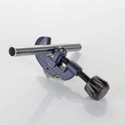 Cortatubos Tubo Para Bronce-Aluminio-Cobre ALYCO, Referencia 111510 de 3-30 y Referencia 111511 de 15-45 Milimetros