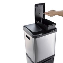 Cubo pedal ecológico HABITEX 32 L Exterior cromado. REf. 228Y30