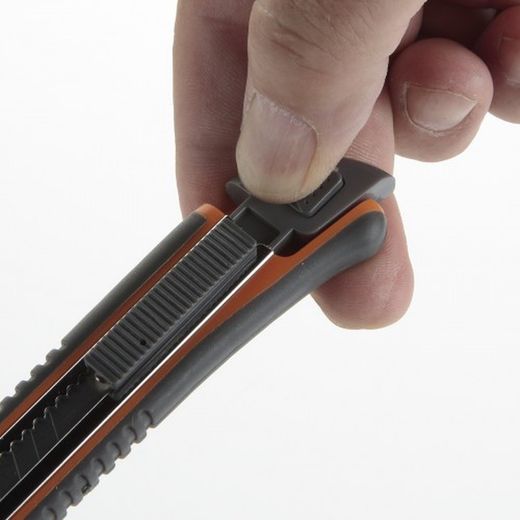Cutter De Cuchilla Fragmentable De 9 Mm Con Guía Métalica ALYCO ORANGE, Referencia 170812