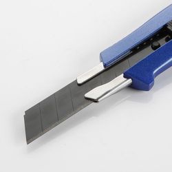 Cutter Cuchilla Sk2H Fragmentable 18 Milímetros Cuerpo Aluminio ALYCO. Ref. 186615