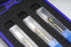 Fresa 2 Labios de Punta en V Multifuncion, Referencia 9450