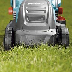 Kit cortacésped GARDENA Power Max + cortabordes SmallCut 300/23 Cómodos y ligeros. ( 464X5098 )