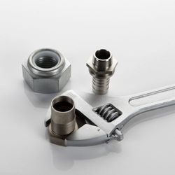 Llave Ajustable Moleta Central ALYCO ORANGE, Referencia 170655 a 170675