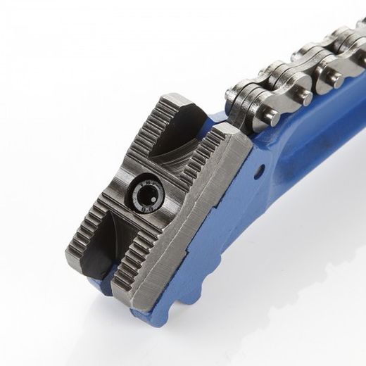 Llave Cadena Forjada 24" 600 Milimetros Con cadena de 730 Milimetros, Referencia 111350
