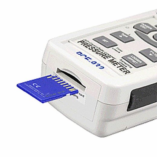Manómetro Pce-932. El Manómetro Tiene Una Carcasa Robusta Y Se Utilizar Para La Medición De La Presión En Rangos Altos En La Industria, Investigación Y Desarrollo. El Manometro Se Puede Conectar A Tomas De Hasta 400 Bar, Con Un Cable De Conexión De 1.2 Mt