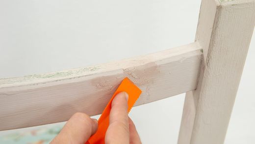 Masilla reparadora CEYS super barra madera Se presenta en una cómoda barrita de 29 g. Ref.4572B117