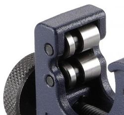 Minicortatubo Con Cuerpo de aluminio Para Tubo Bronze-Aluminio-Cobre Alyco, Referencia 111505 de 3-16, Referencia 111506 de 3-22 y Referencia de 3-28 Milimetros