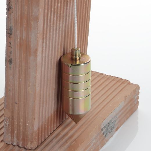 Plomada de acero con Nuez de Madera y cordón de nylon de 5 mm. Alyco. Referencia 197932.