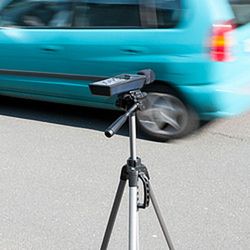 Sonómetro Pce-322a. Es Especialmente Apto Para Medir El Ruido En El Ámbito De La Industria, La Salud, La Seguridad Y El Medioambiente. El Sonómetro Incluye Una Función Registro Que Permite Almacenar Hasta 32700 Valores.