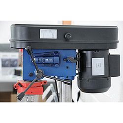 Vibrómetro Pce-Vd 3 Es Un Registrador De Datos Universal En Miniatura Que Integra Un Sensor De Aceleración Triaxial (Ejes X, Y, Z). El Sensor Interno Del Registrador De Vibración Tiene Un Rango De Medición De ±18 G Por Eje.